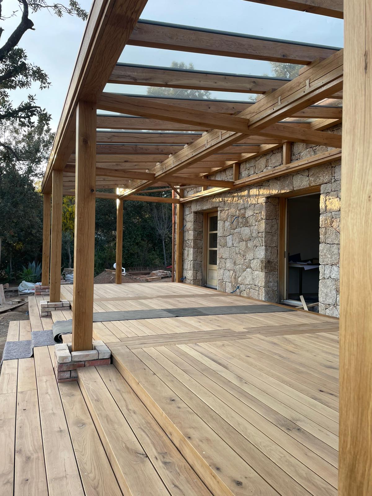 Pergola in Eiche — Dachterrasse von Johannes Westermeier, Zimmerei-Ökobau Rosenheim (Bild 2 von 10)