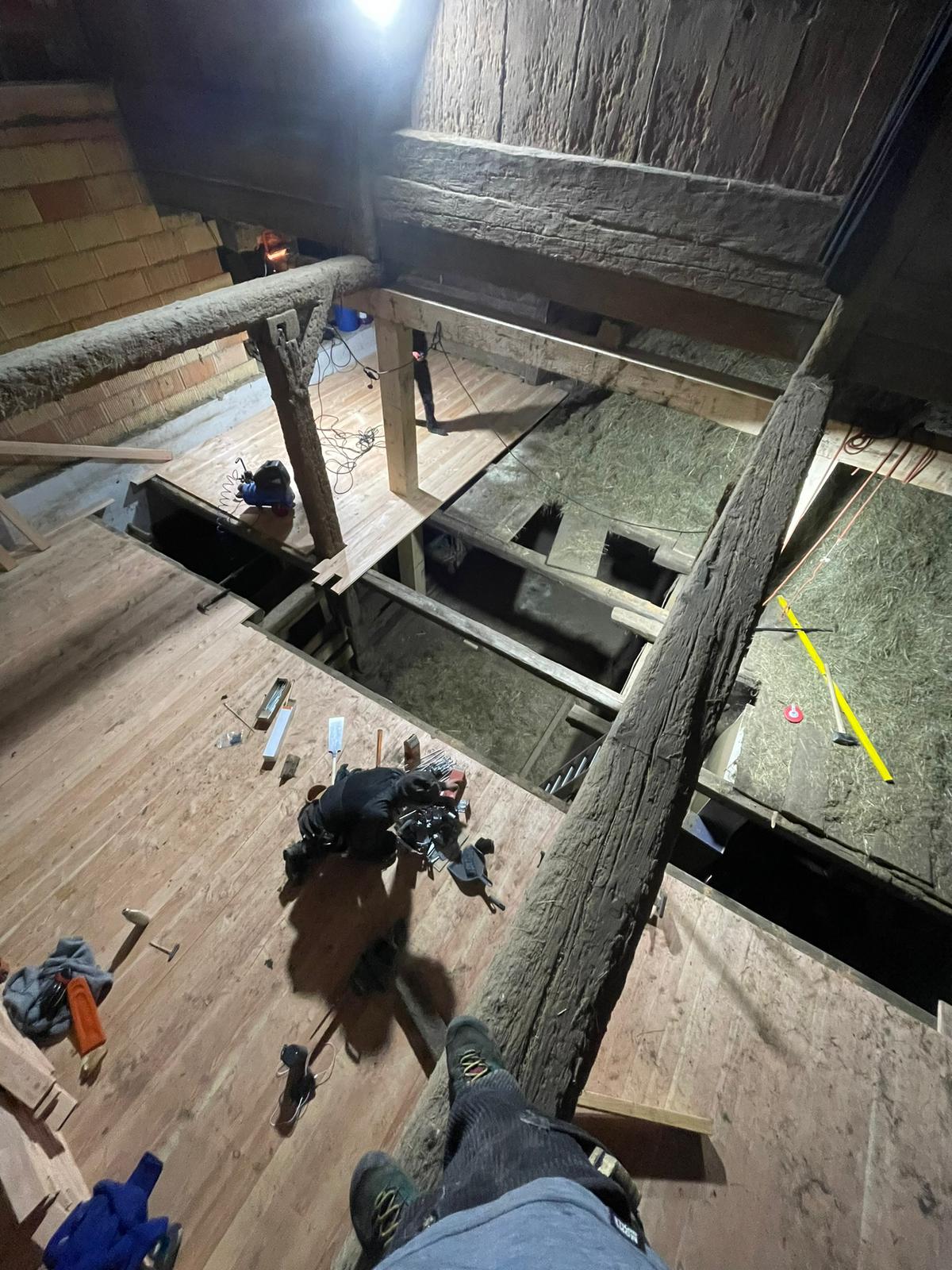 Schwarzwaldhof Sanierung — Sanierung von Johannes Westermeier, Zimmerei-Ökobau Rosenheim (Bild 7 von 10)